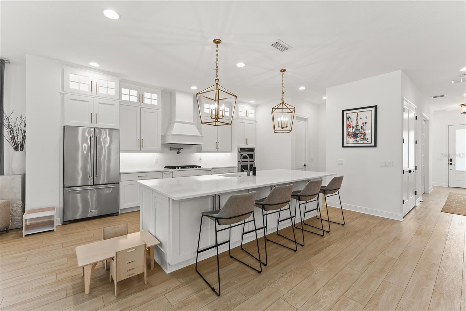 Image 11 of 65 For 14454 Haroche Avenue