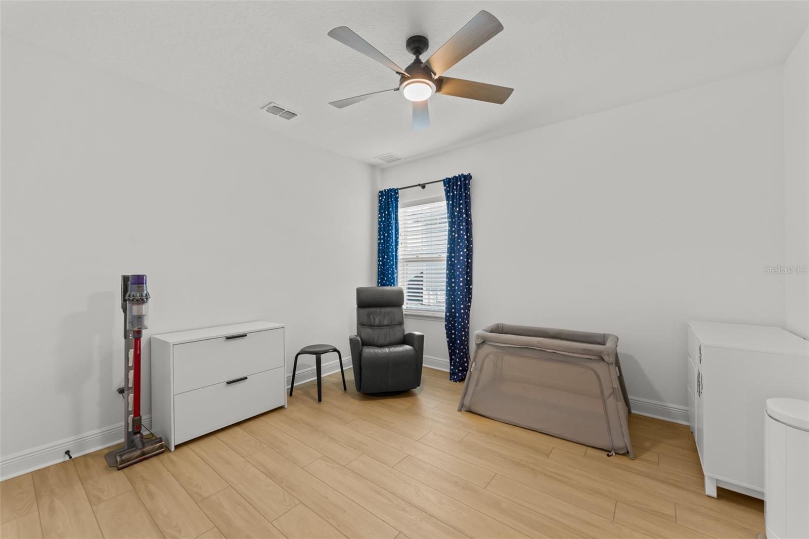 Image 39 of 65 For 14454 Haroche Avenue