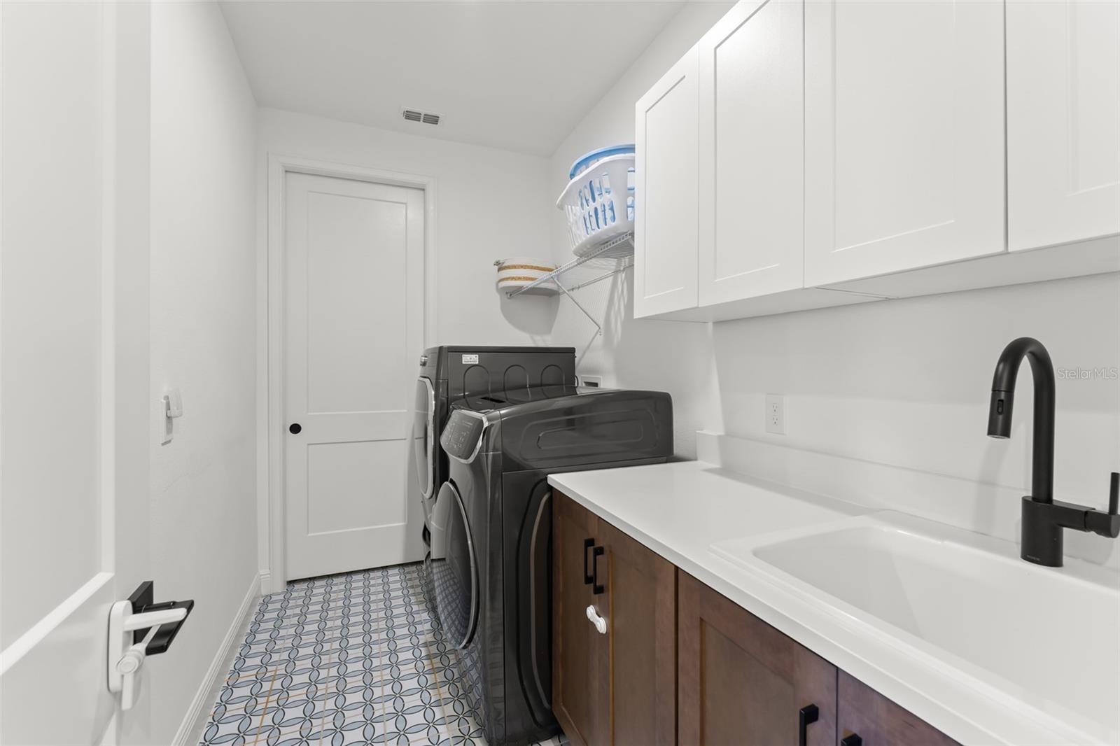 Image 41 of 65 For 14454 Haroche Avenue