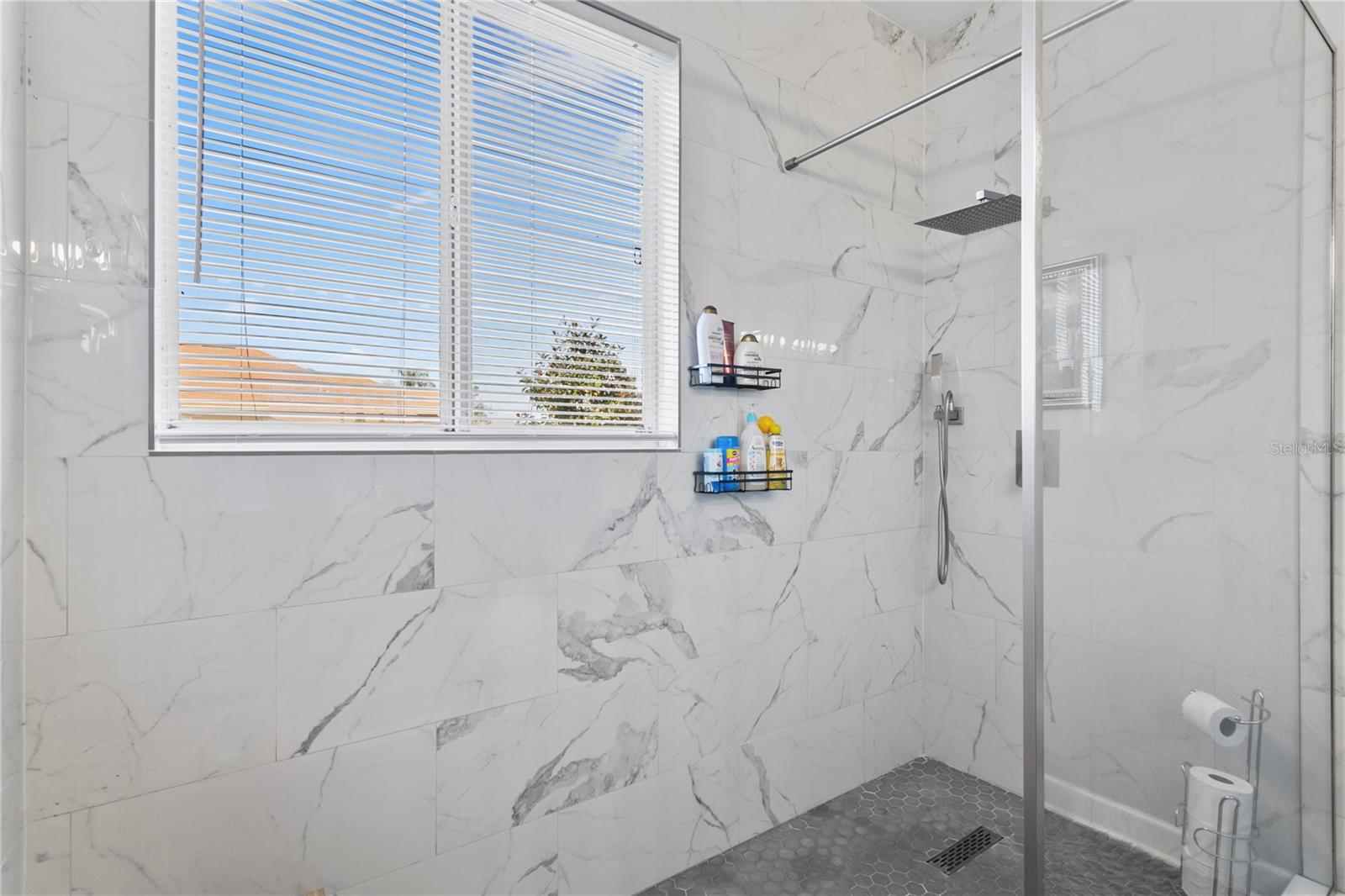 Image 3 of 18 For 1010 Elderberry Drive