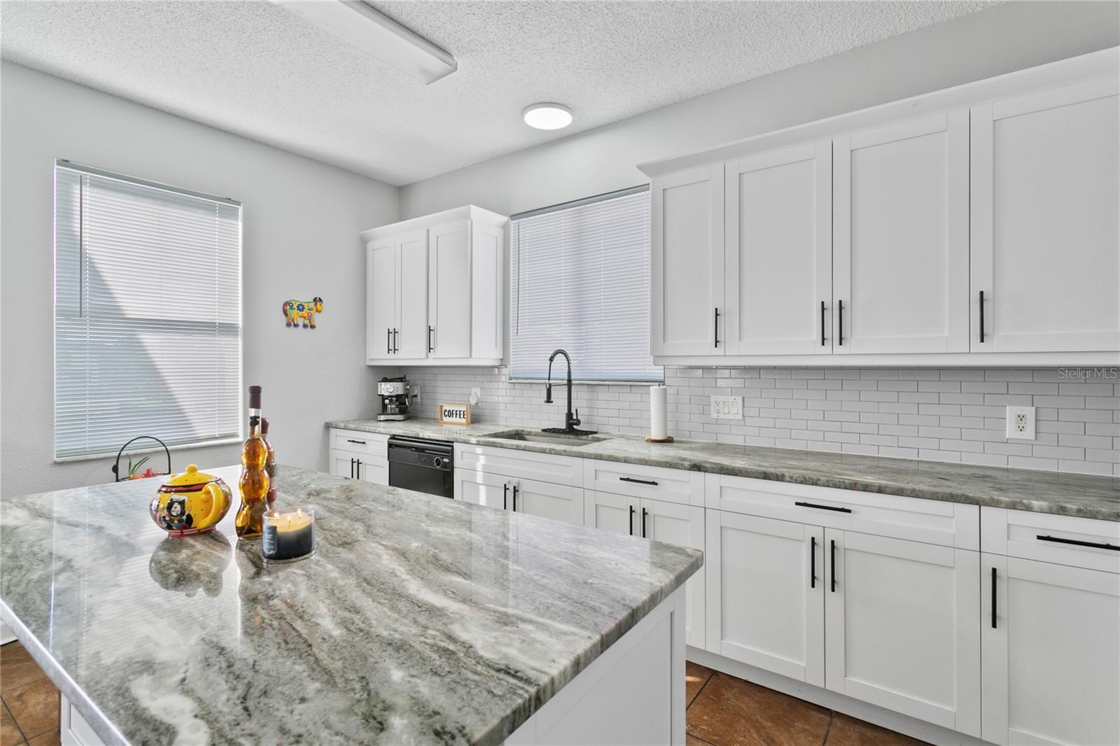 Image 6 of 18 For 1010 Elderberry Drive