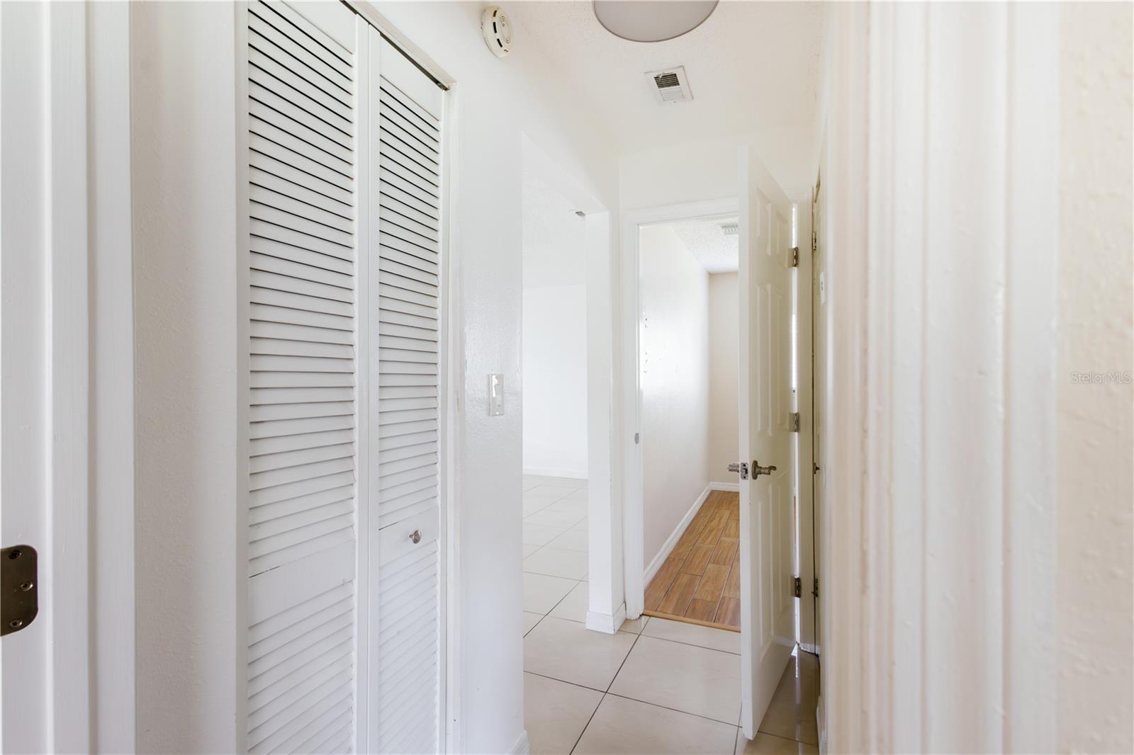 Image 13 of 21 For 1831 Bough Avenue 1
