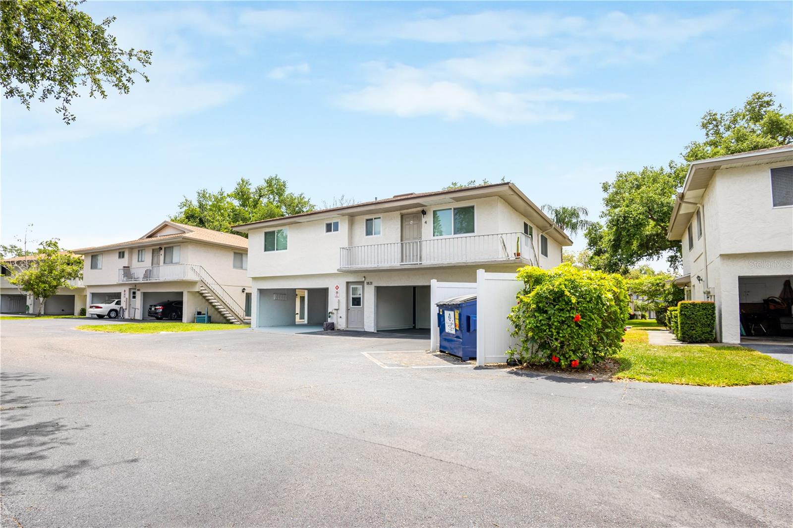 Image 18 of 21 For 1831 Bough Avenue 1