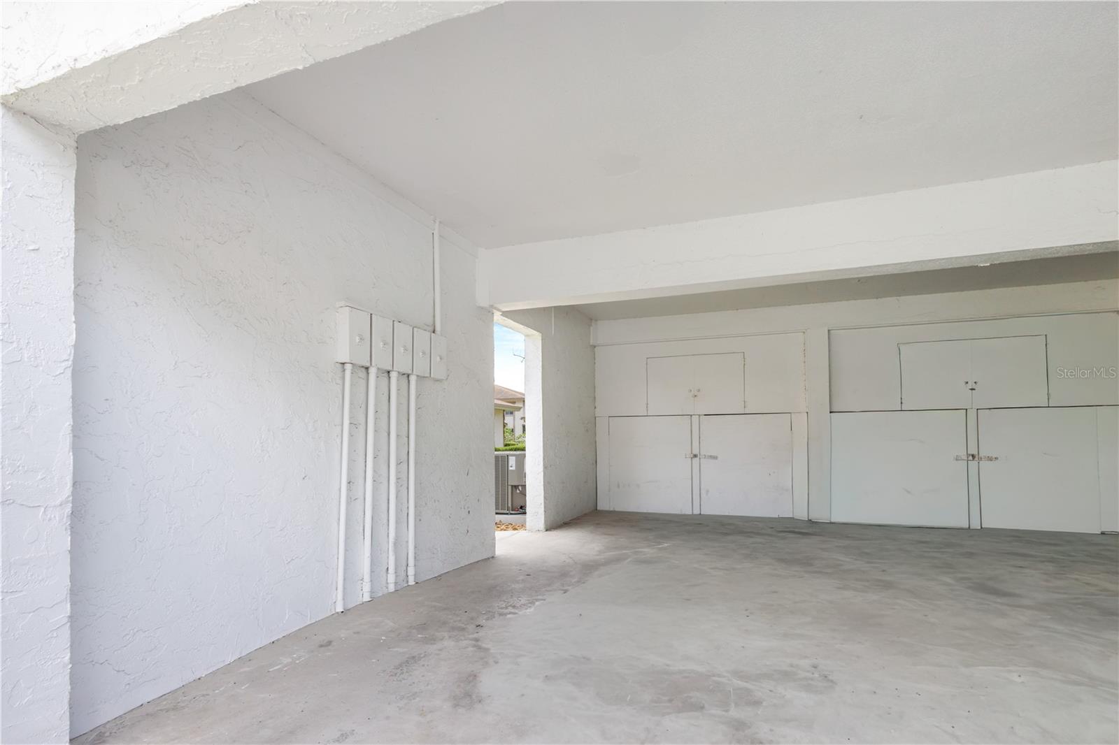 Image 19 of 21 For 1831 Bough Avenue 1