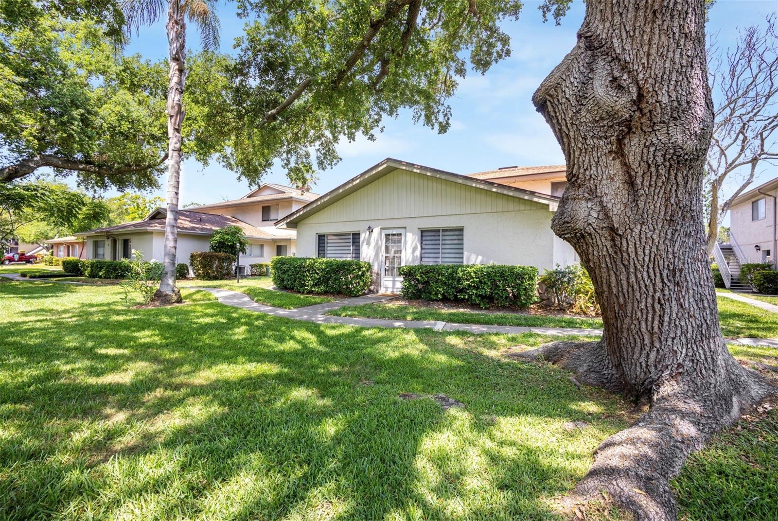 Image 2 of 21 For 1831 Bough Avenue 1