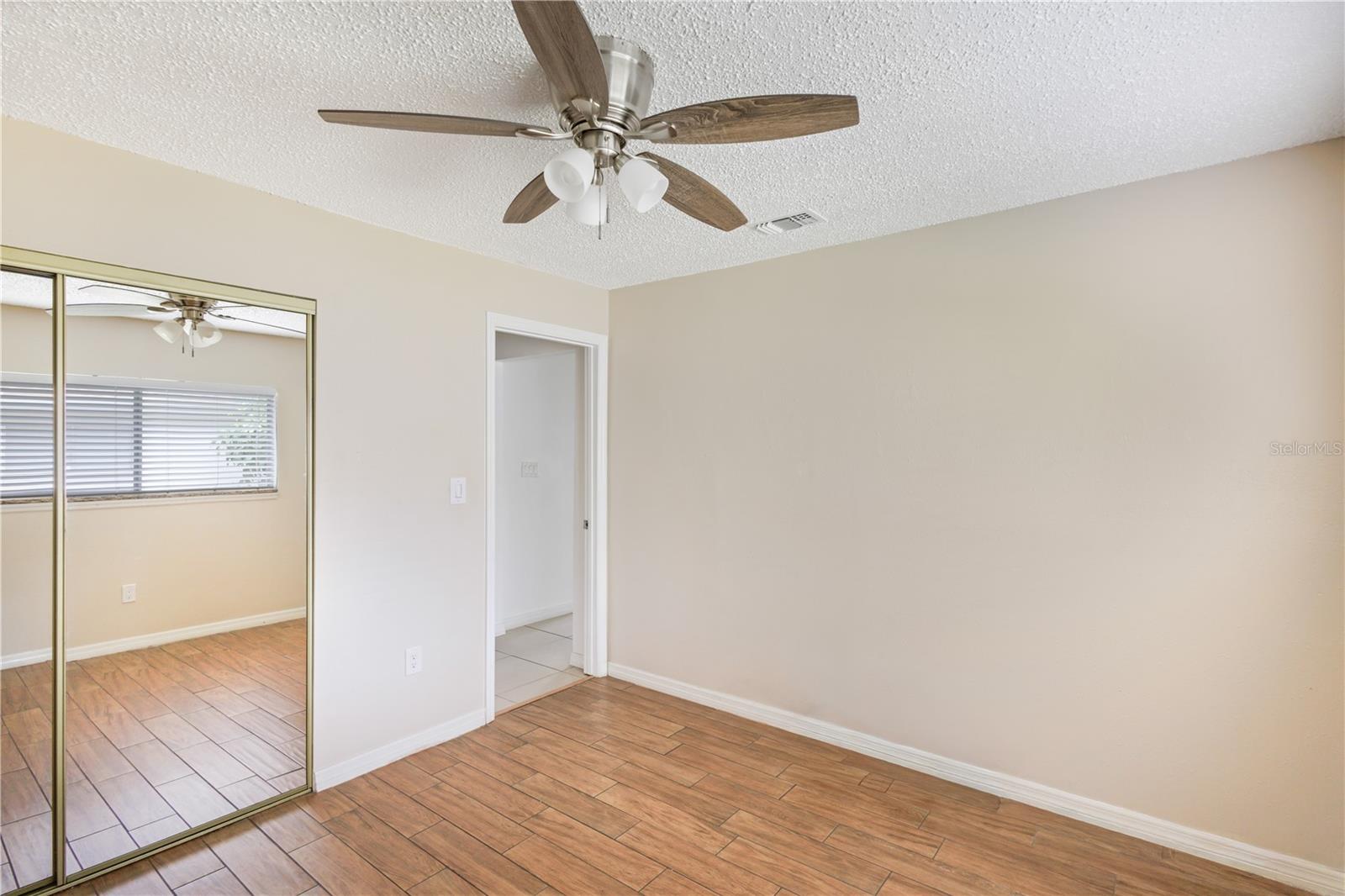 Image 8 of 21 For 1831 Bough Avenue 1
