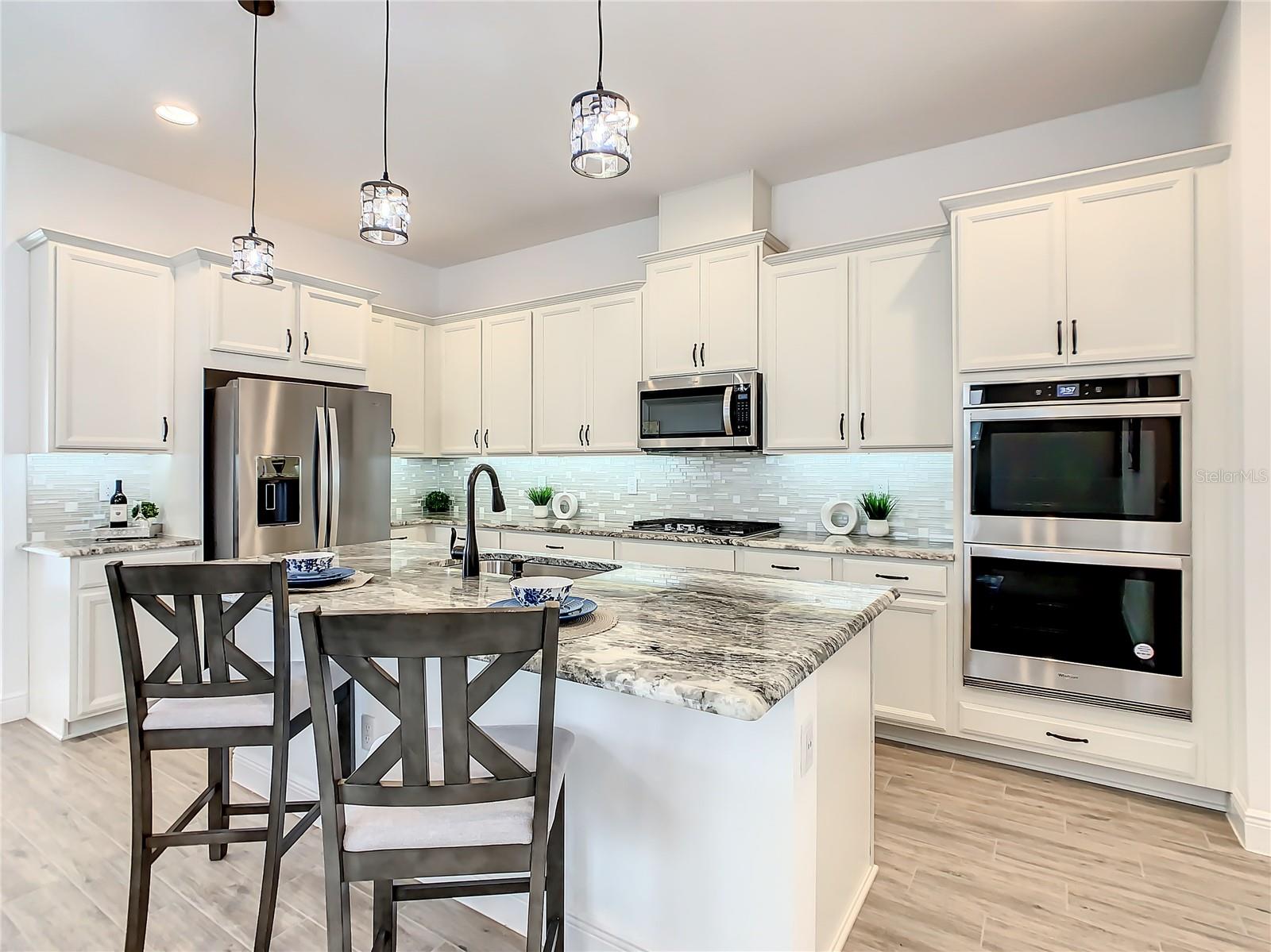 Image 10 of 70 For 15705 Vetta Drive