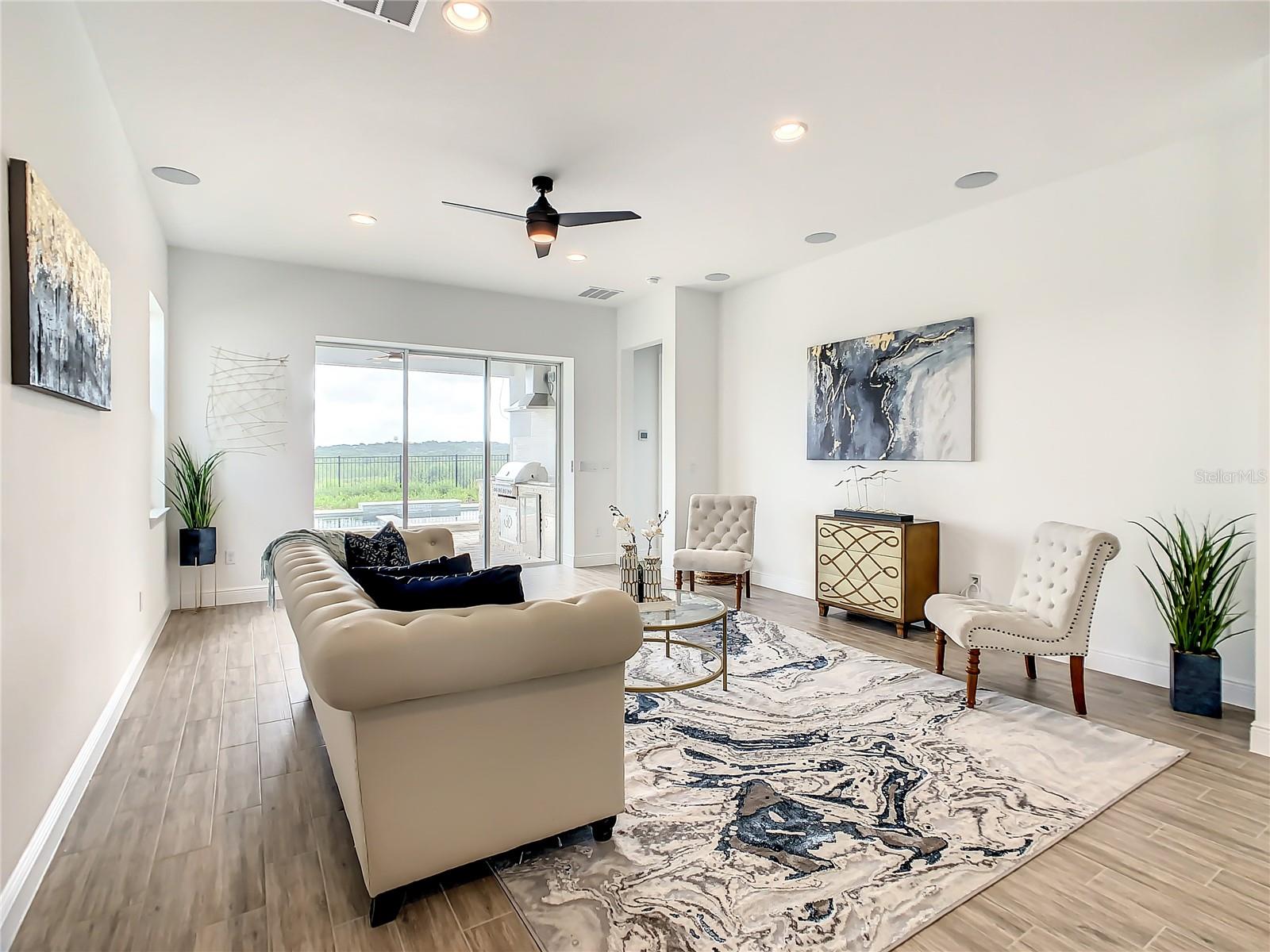 Image 18 of 70 For 15705 Vetta Drive