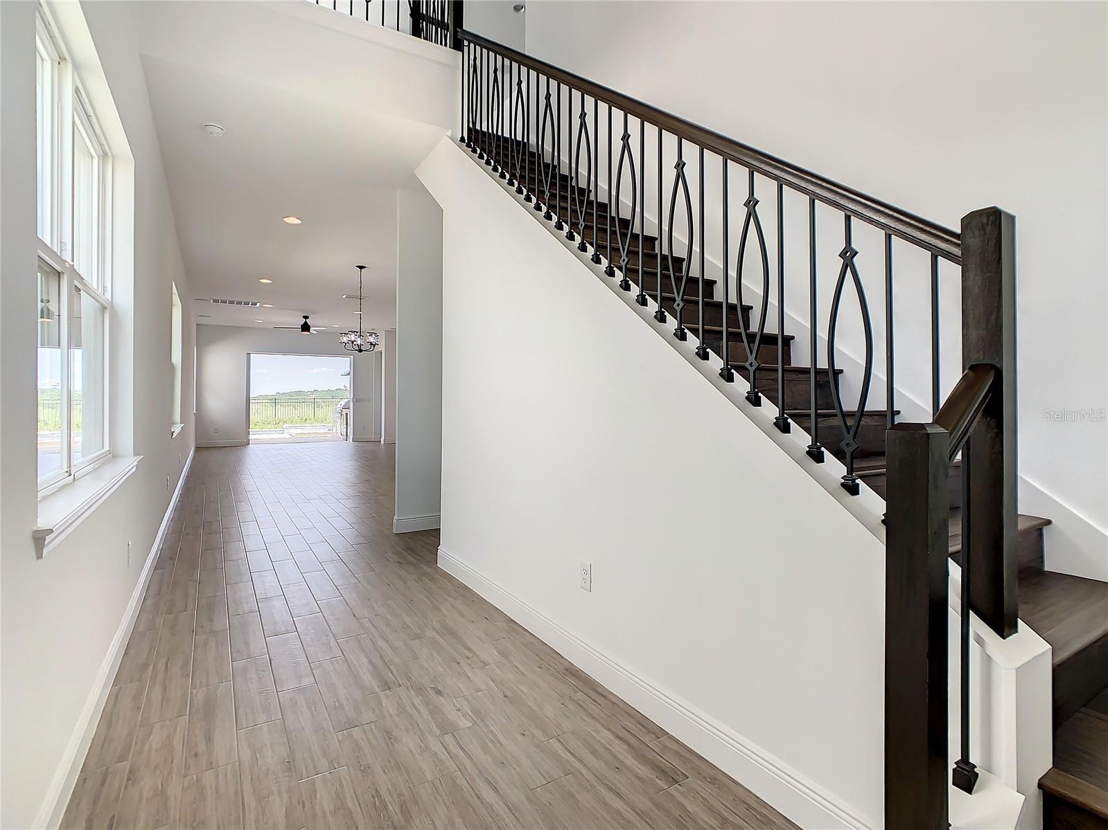 Image 3 of 70 For 15705 Vetta Drive