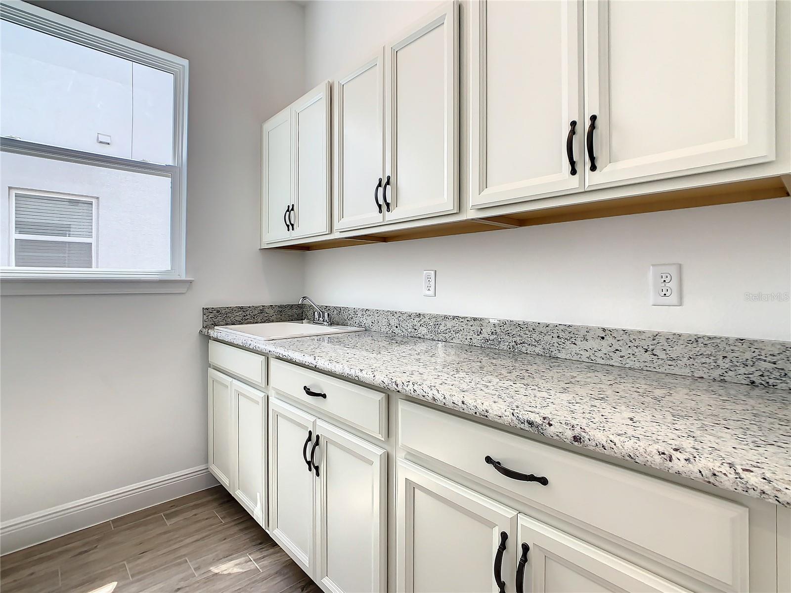 Image 39 of 70 For 15705 Vetta Drive