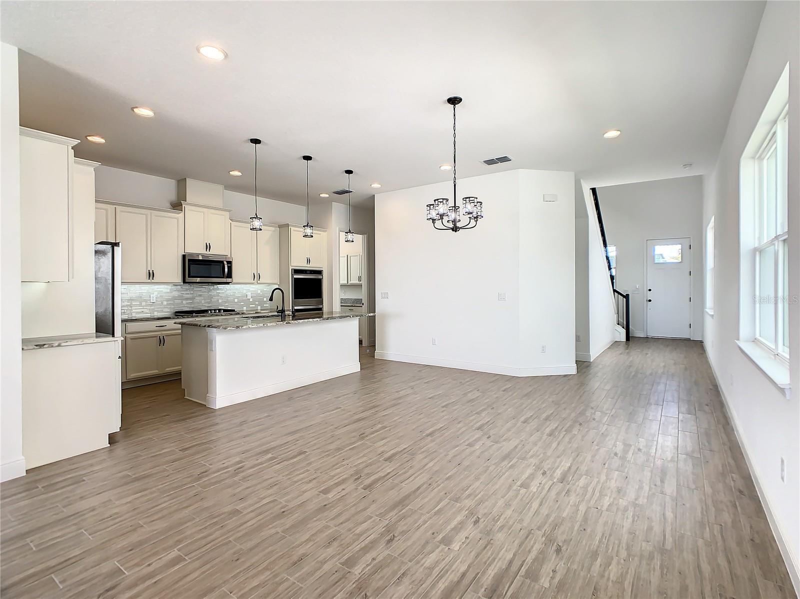 Image 41 of 70 For 15705 Vetta Drive