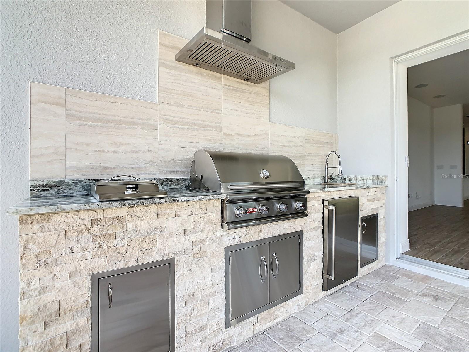 Image 49 of 70 For 15705 Vetta Drive