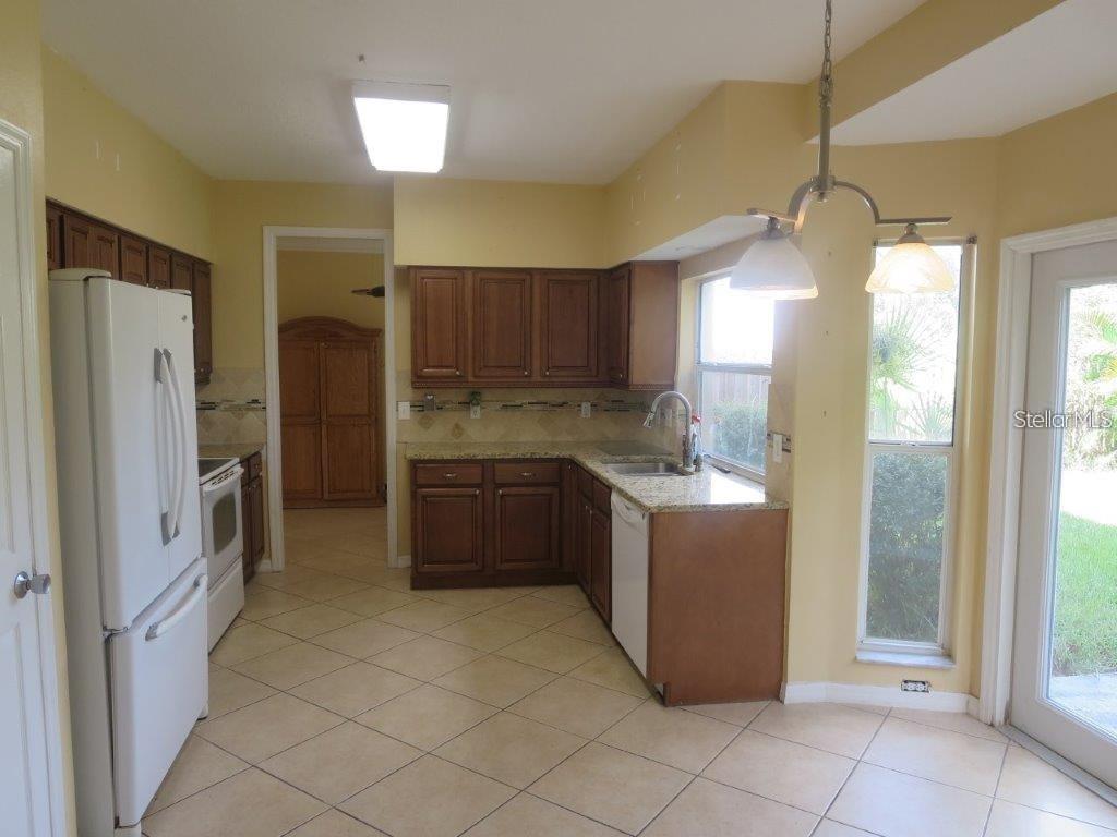 Image 10 of 28 For 3537 Moss Pointe Place