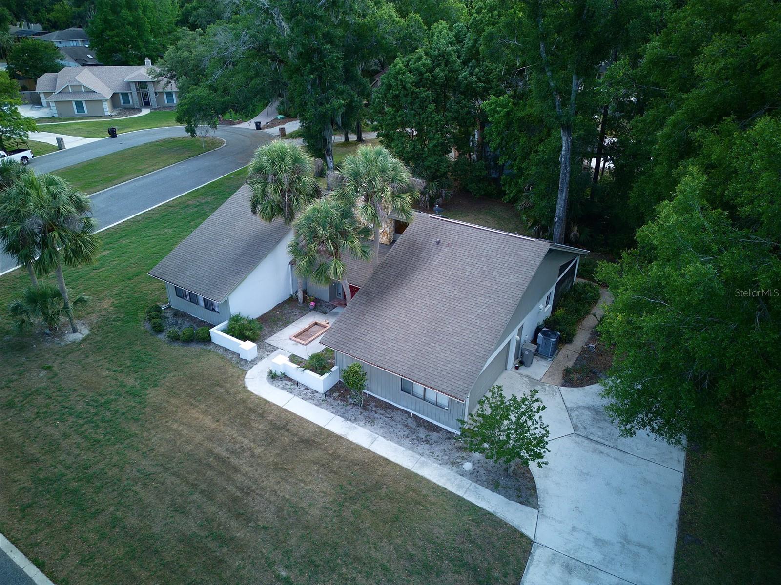 Image 4 of 27 For 816 Pine Shadow Drive