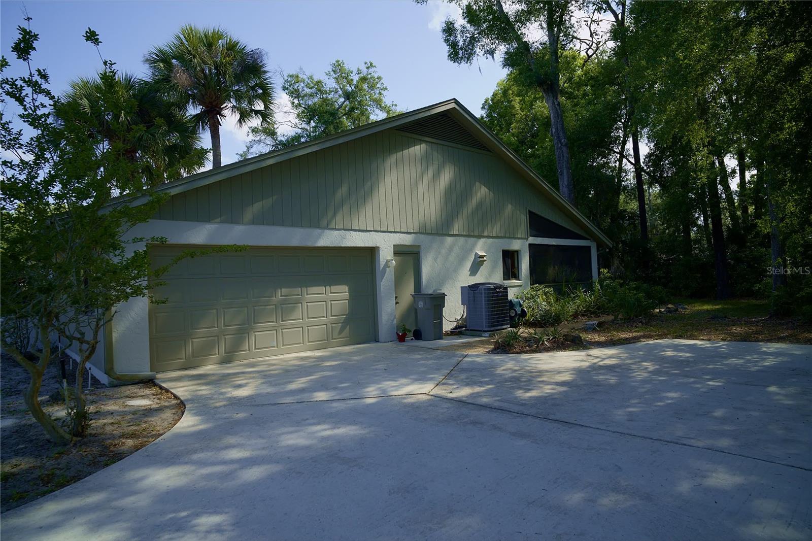 Image 5 of 27 For 816 Pine Shadow Drive