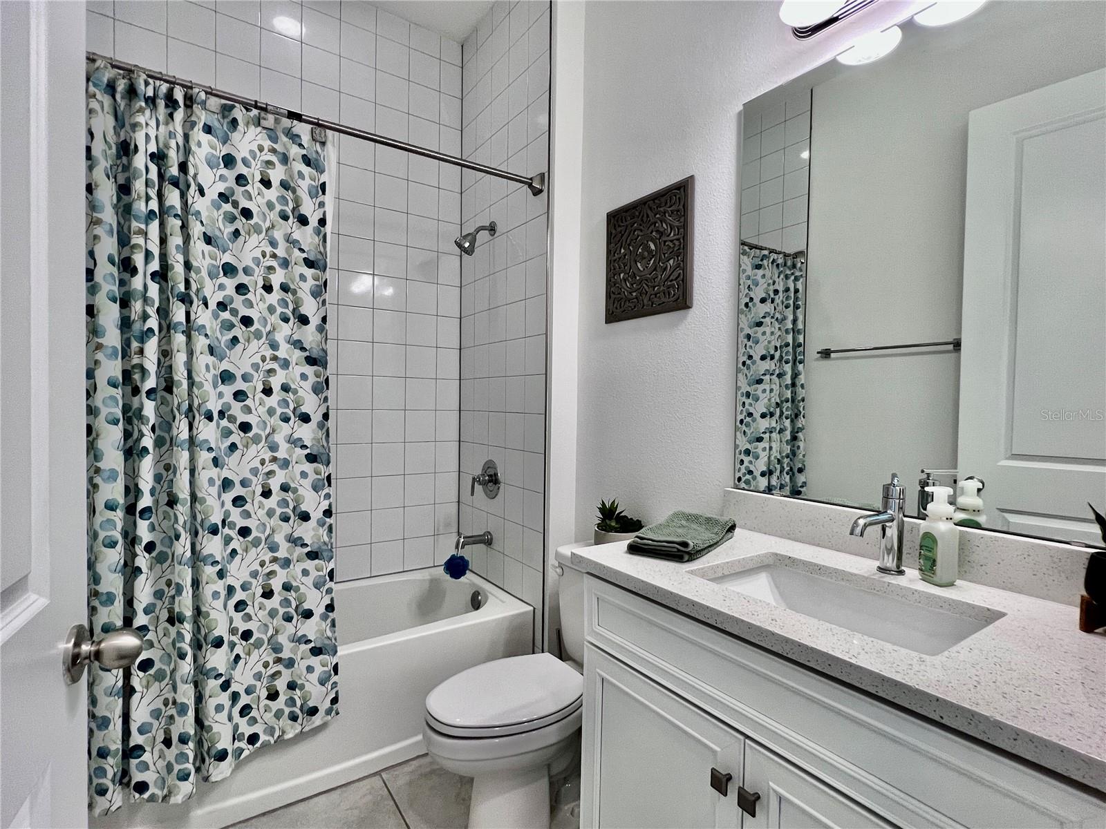 Image 33 of 95 For 7002 Arnoldson Street