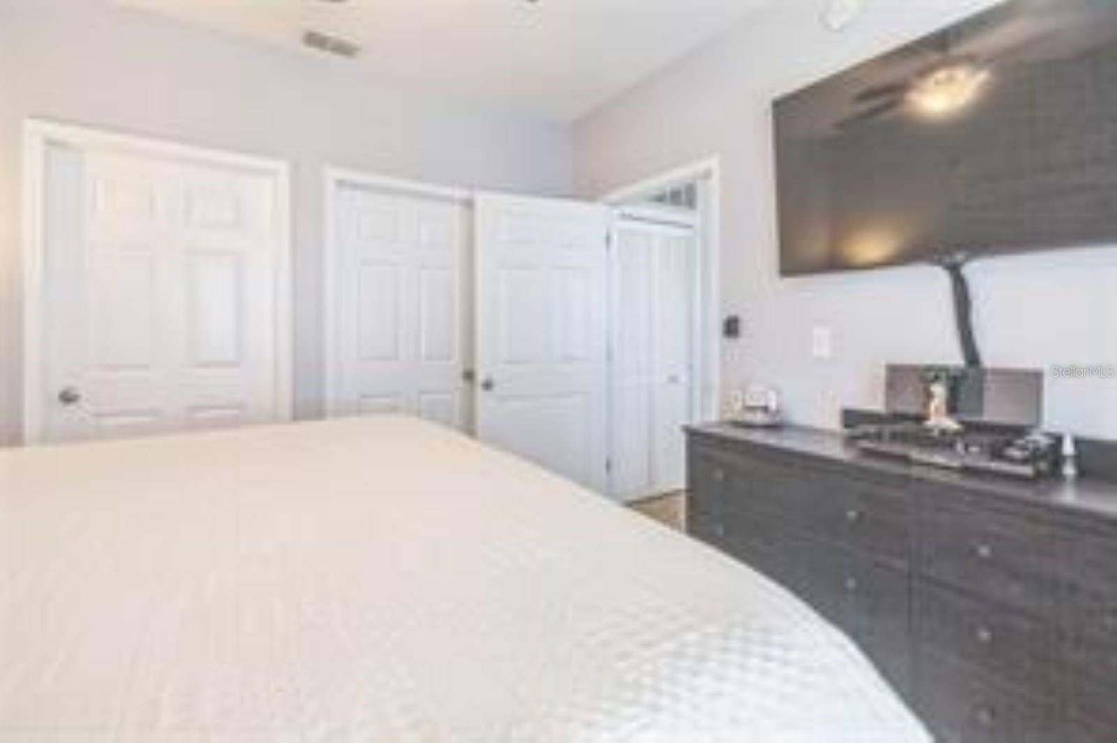 Image 15 of 37 For 10764 70th Avenue 3305