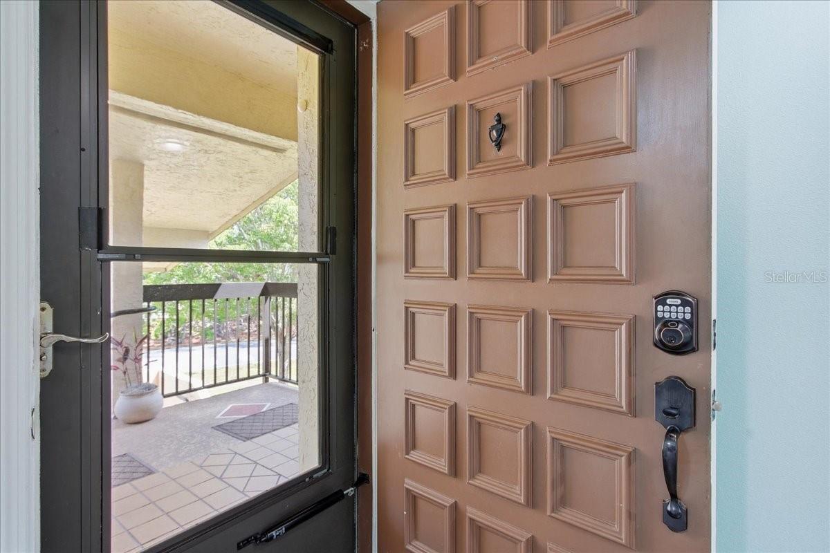 Image 6 of 47 For 6111 Lake Pointe Drive 202
