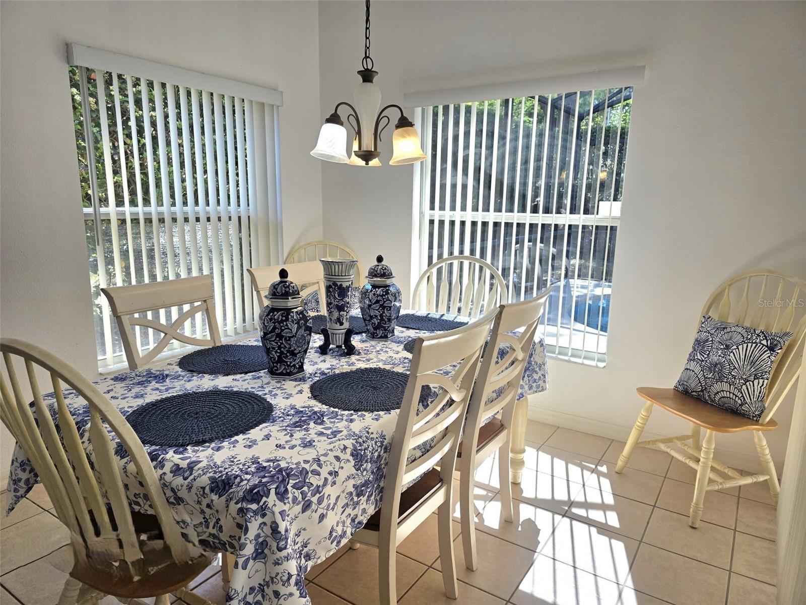 Image 8 of 34 For 1027 Balmoral Drive