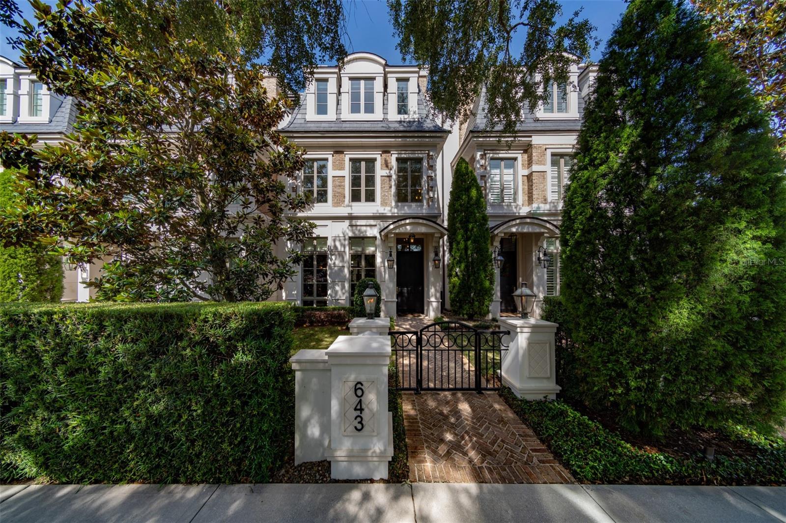 Image 2 of 82 For 643 Park Avenue