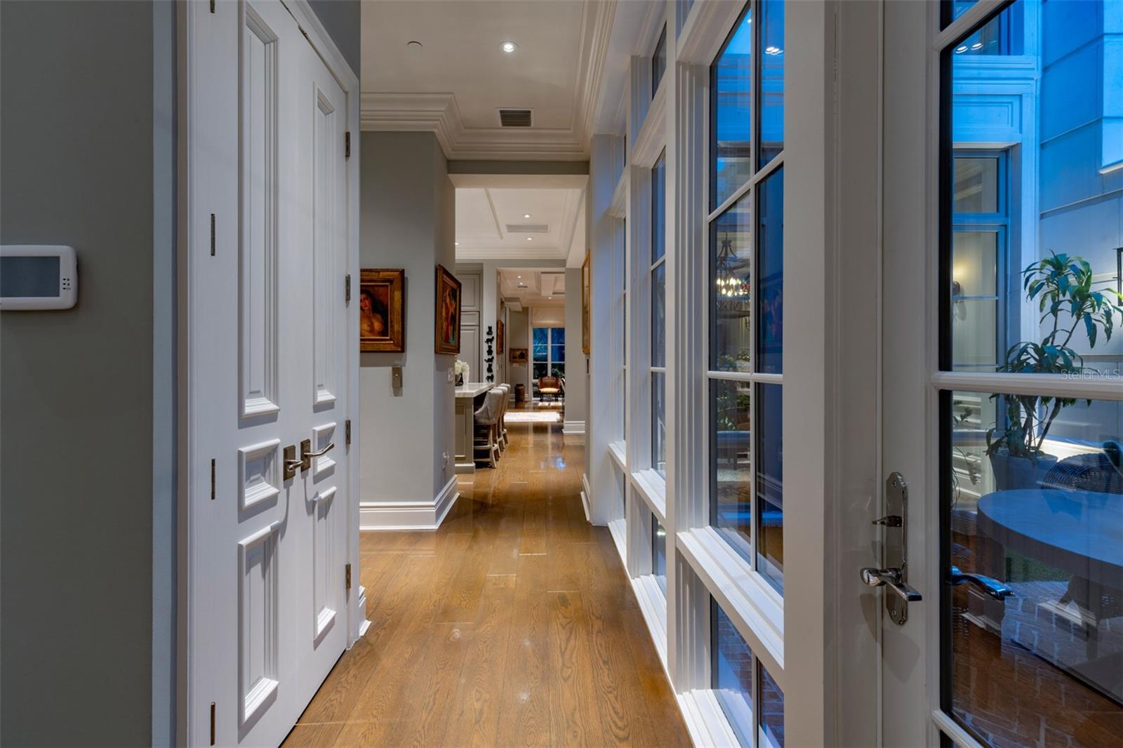 Image 34 of 82 For 643 Park Avenue