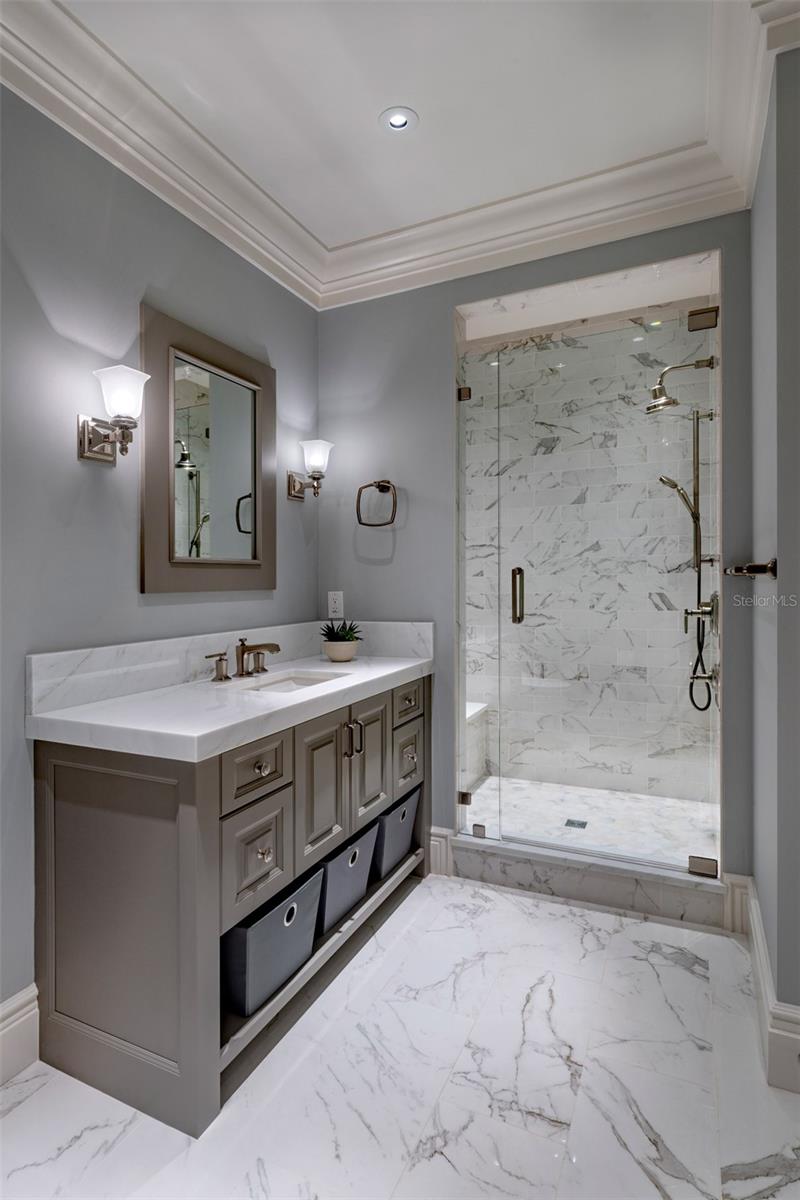 Image 48 of 82 For 643 Park Avenue