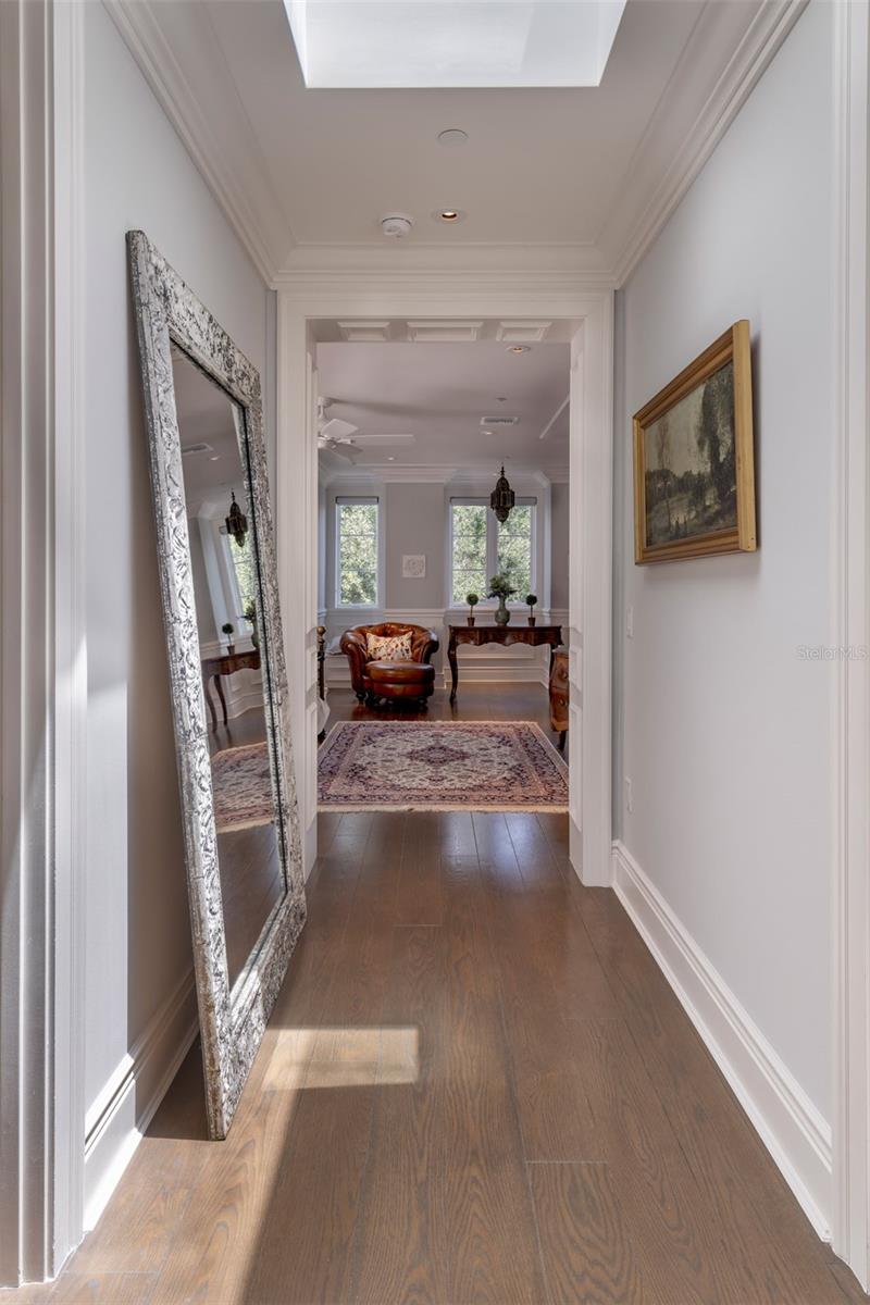 Image 53 of 82 For 643 Park Avenue