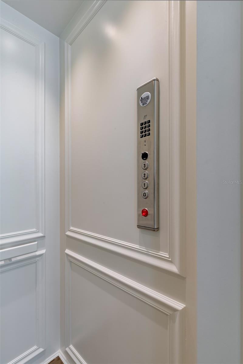 Image 69 of 82 For 643 Park Avenue