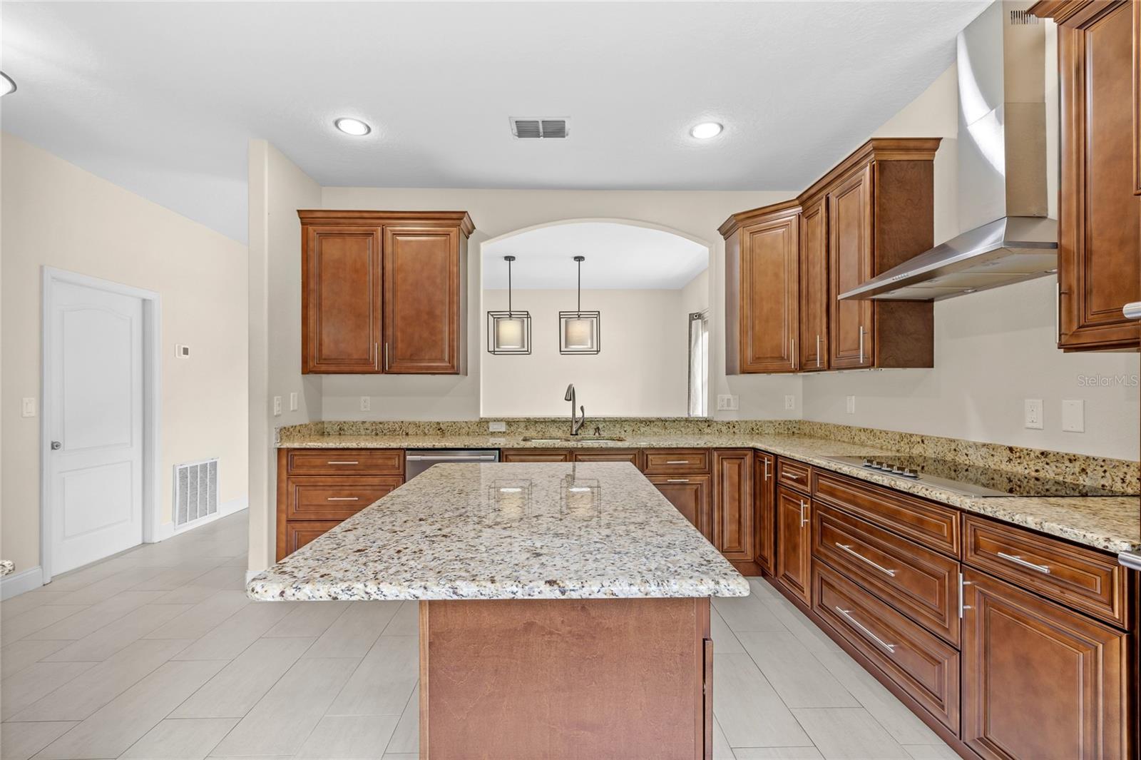 Image 11 of 54 For 1557 Blackwood Avenue