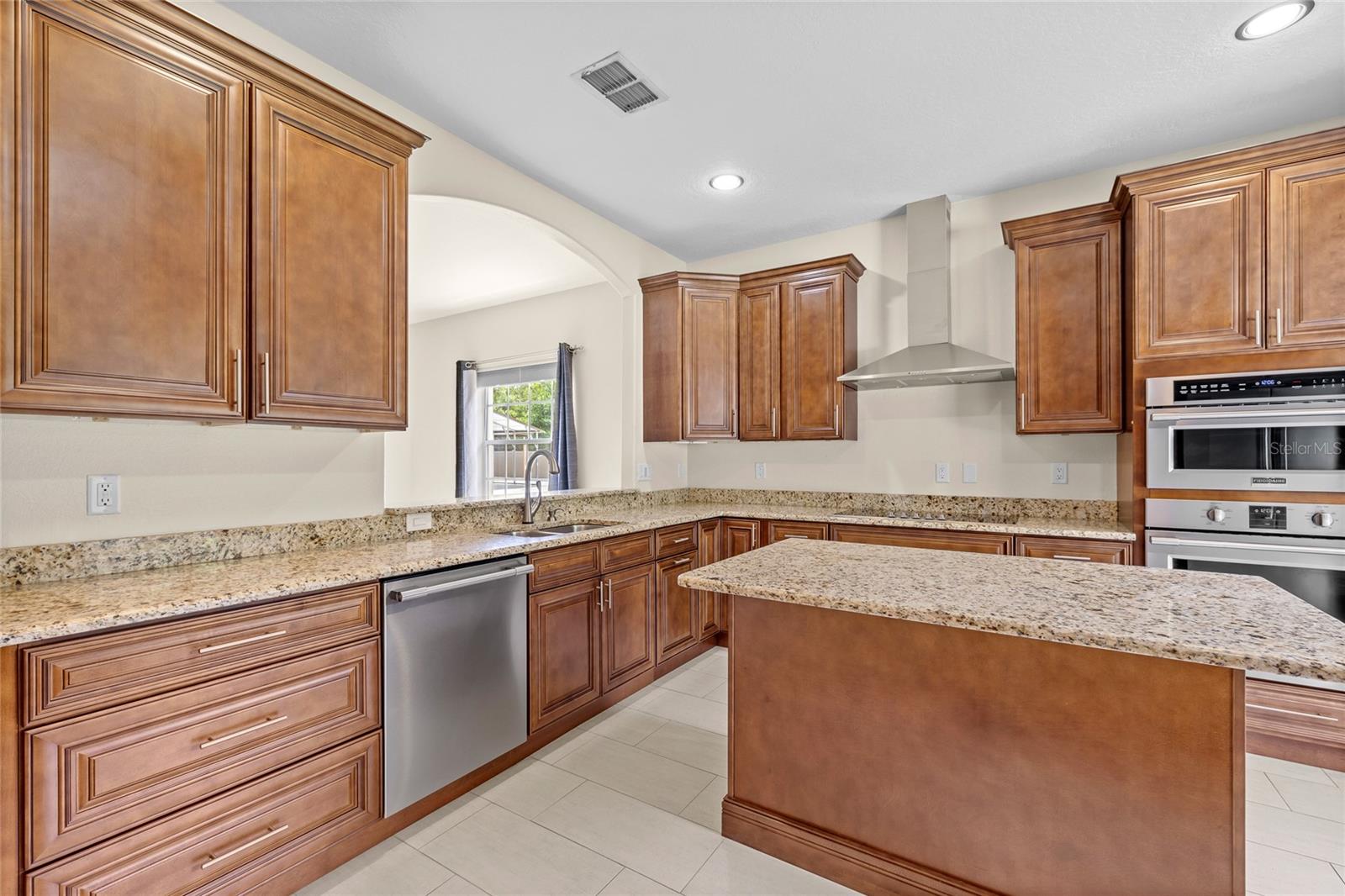Image 9 of 54 For 1557 Blackwood Avenue