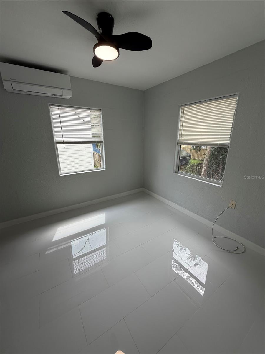 Image 22 of 31 For 1423 Asher Lane A