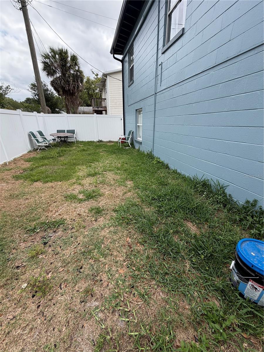 Image 29 of 31 For 1423 Asher Lane A