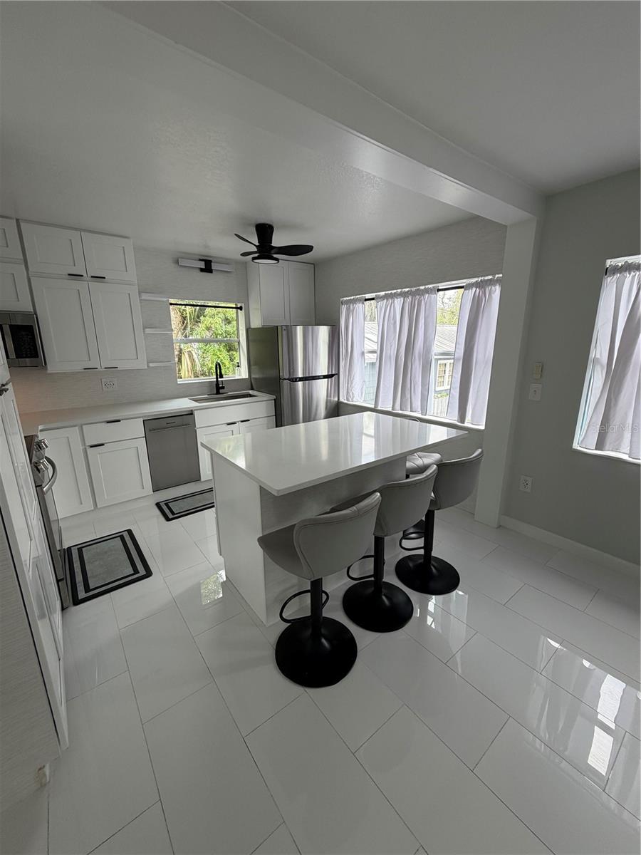 Image 6 of 31 For 1423 Asher Lane A