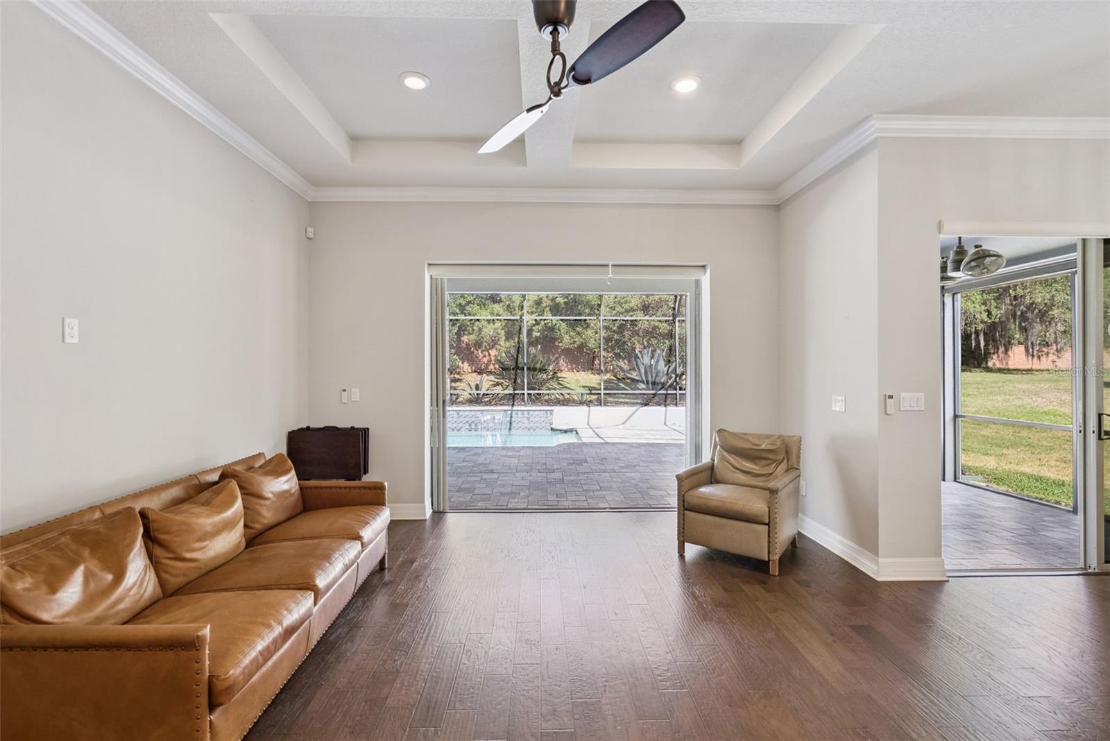 Image 4 of 62 For 1314 Patterson Terrace