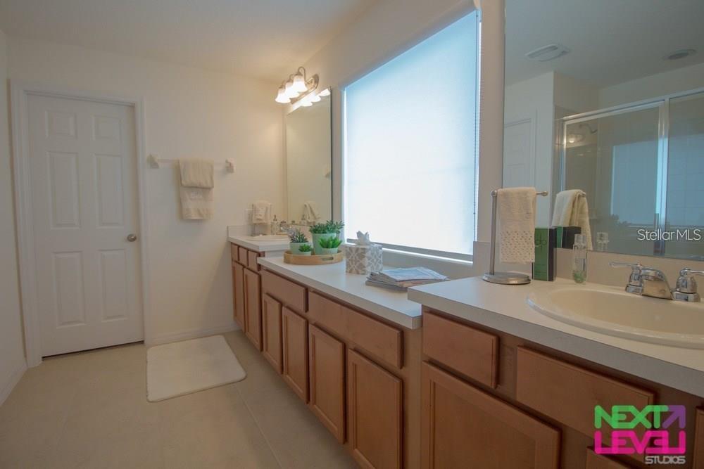 Image 22 of 25 For 3809 Mt Vernon Way
