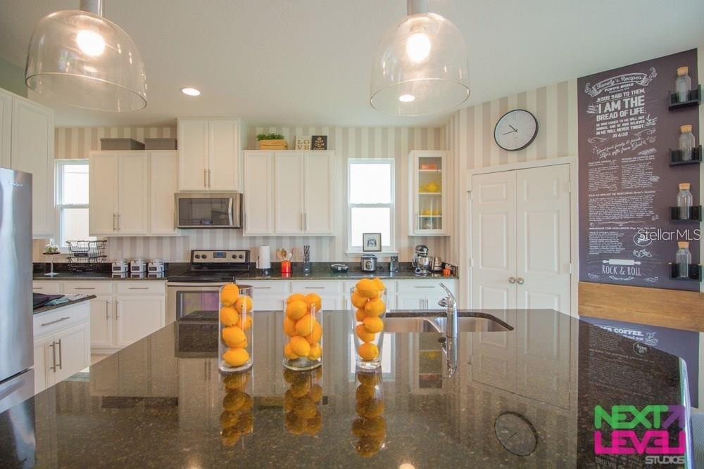 Image 6 of 25 For 3809 Mt Vernon Way