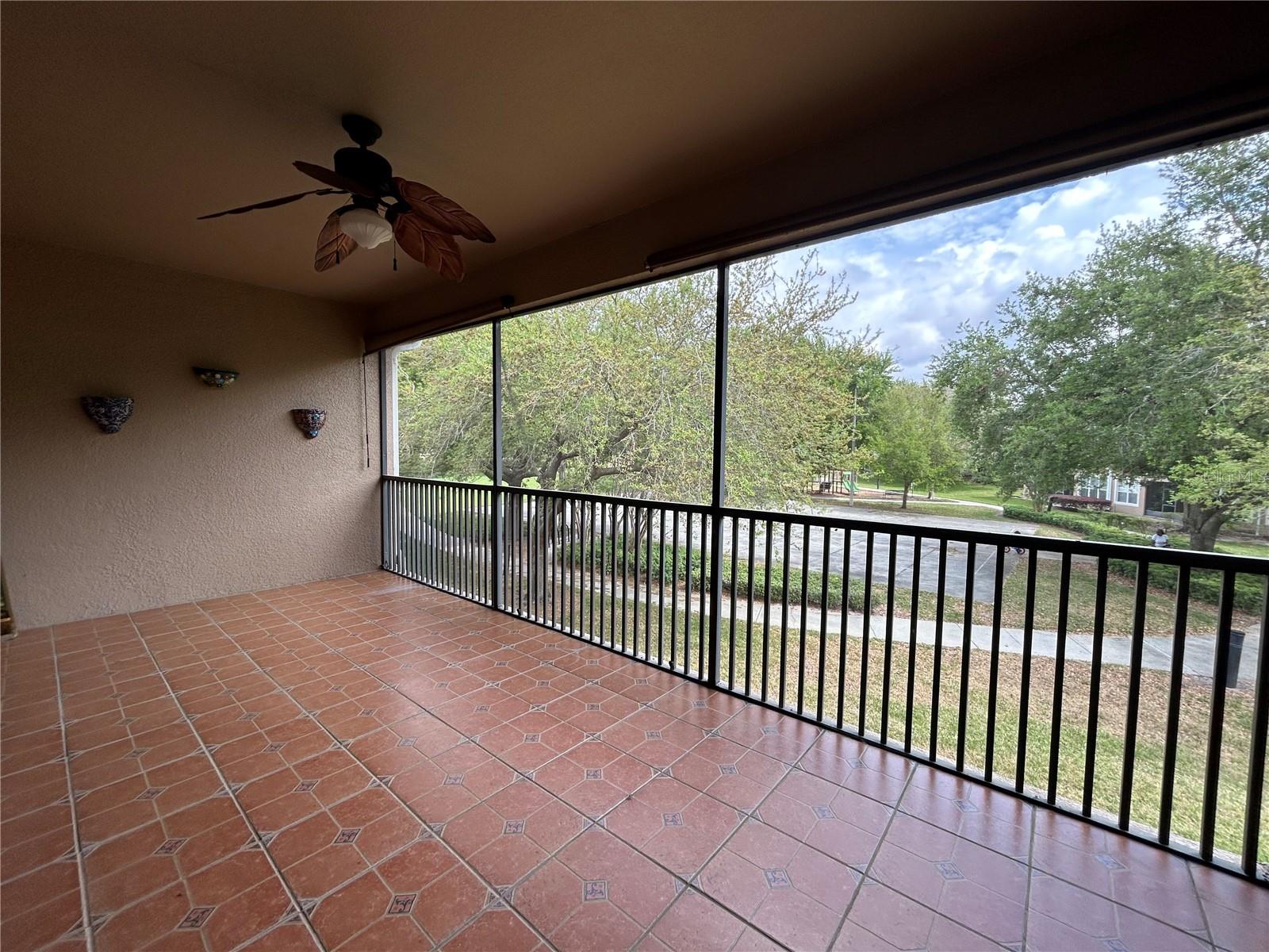 Image 16 of 22 For 2679 Metro Sevilla Drive 105