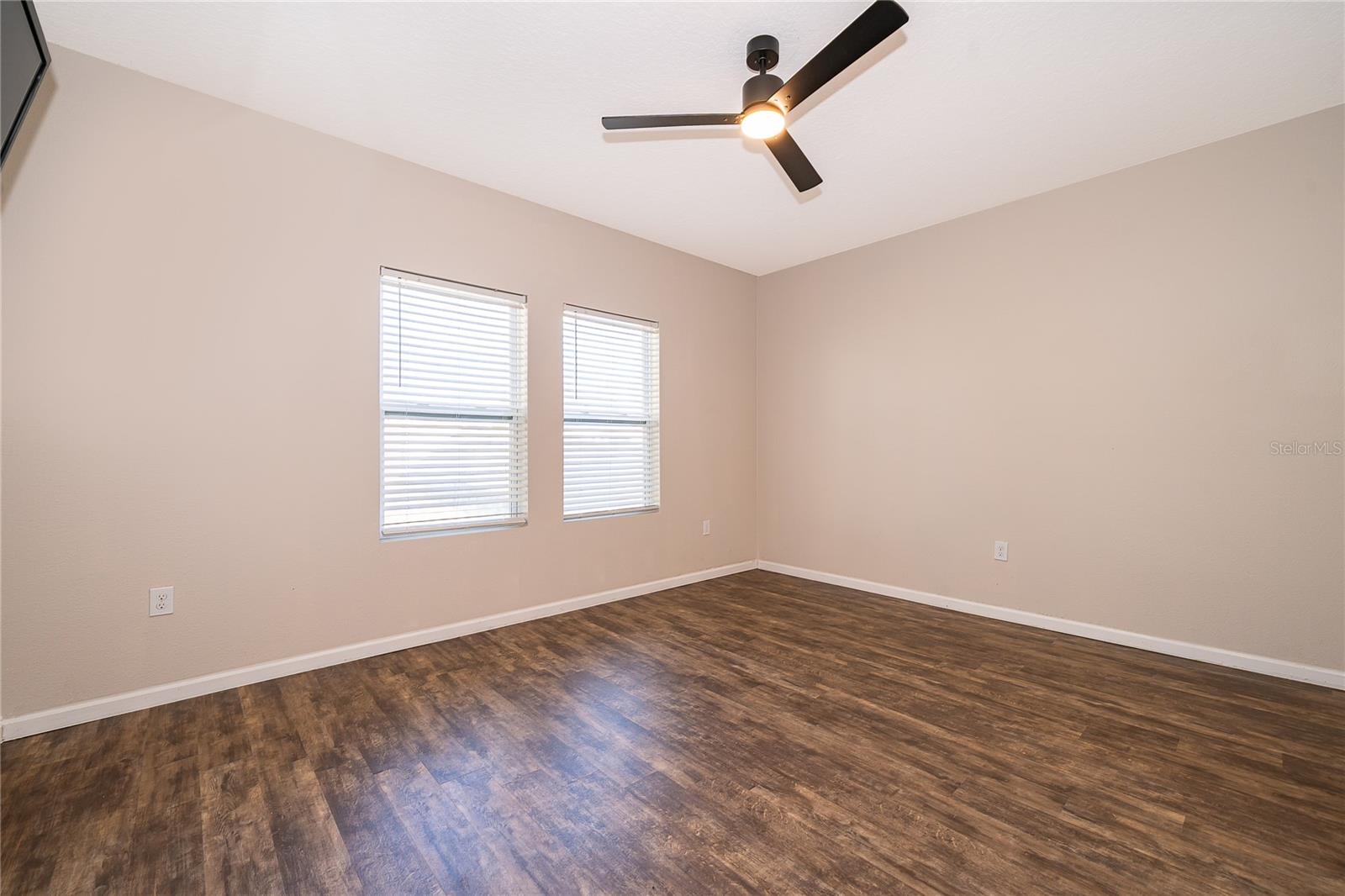 Image 14 of 28 For 15824 Surfbird Court