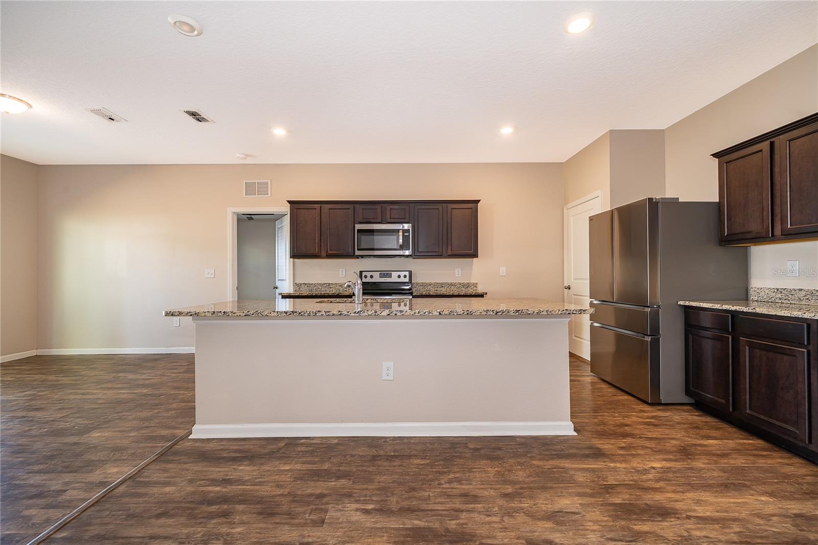 Image 4 of 28 For 15824 Surfbird Court