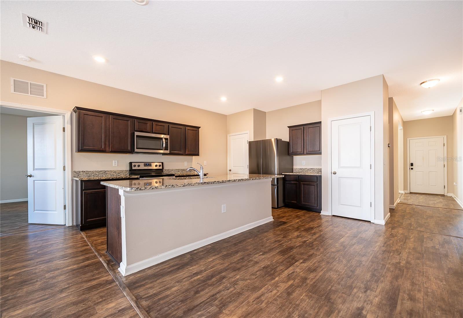 Image 6 of 28 For 15824 Surfbird Court