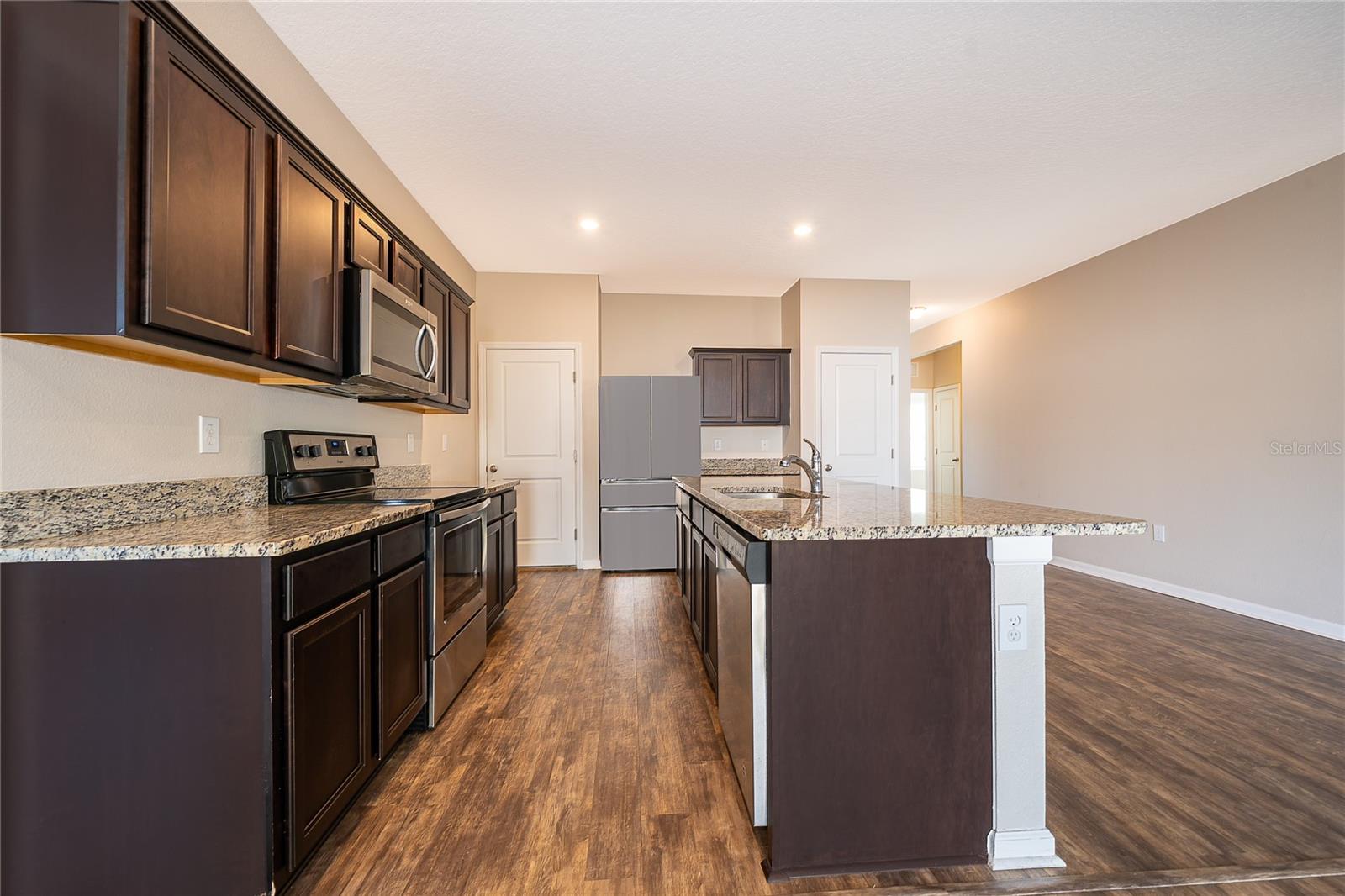 Image 7 of 28 For 15824 Surfbird Court