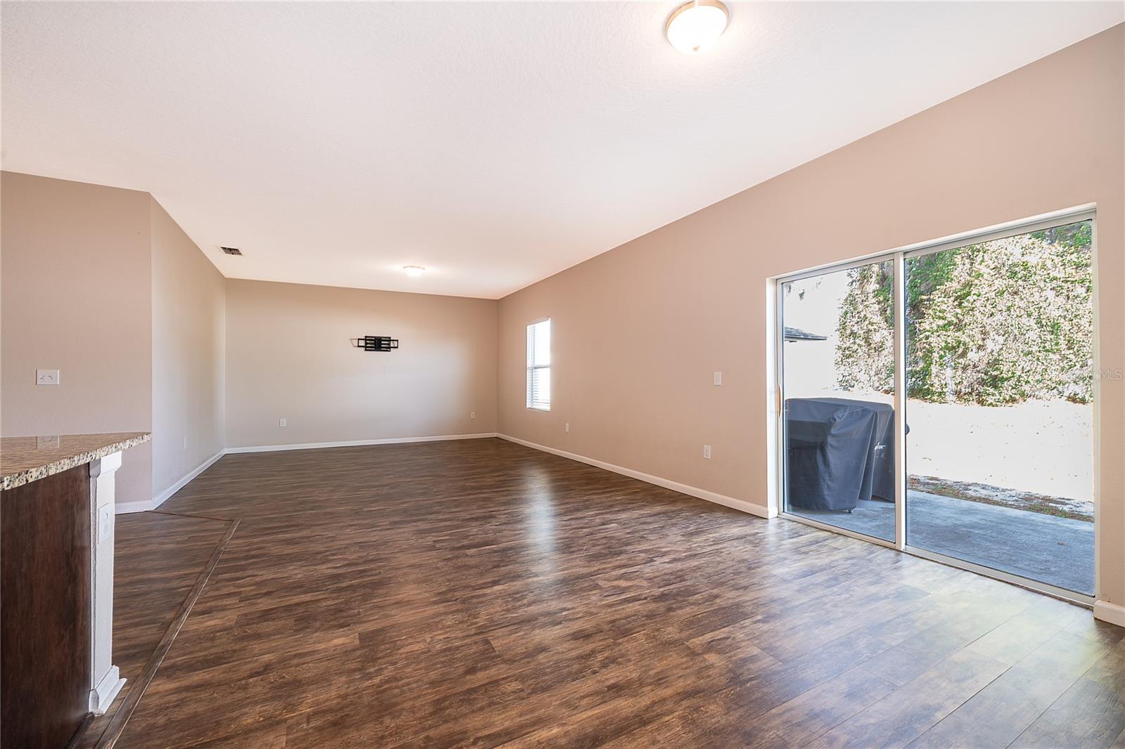 Image 9 of 28 For 15824 Surfbird Court