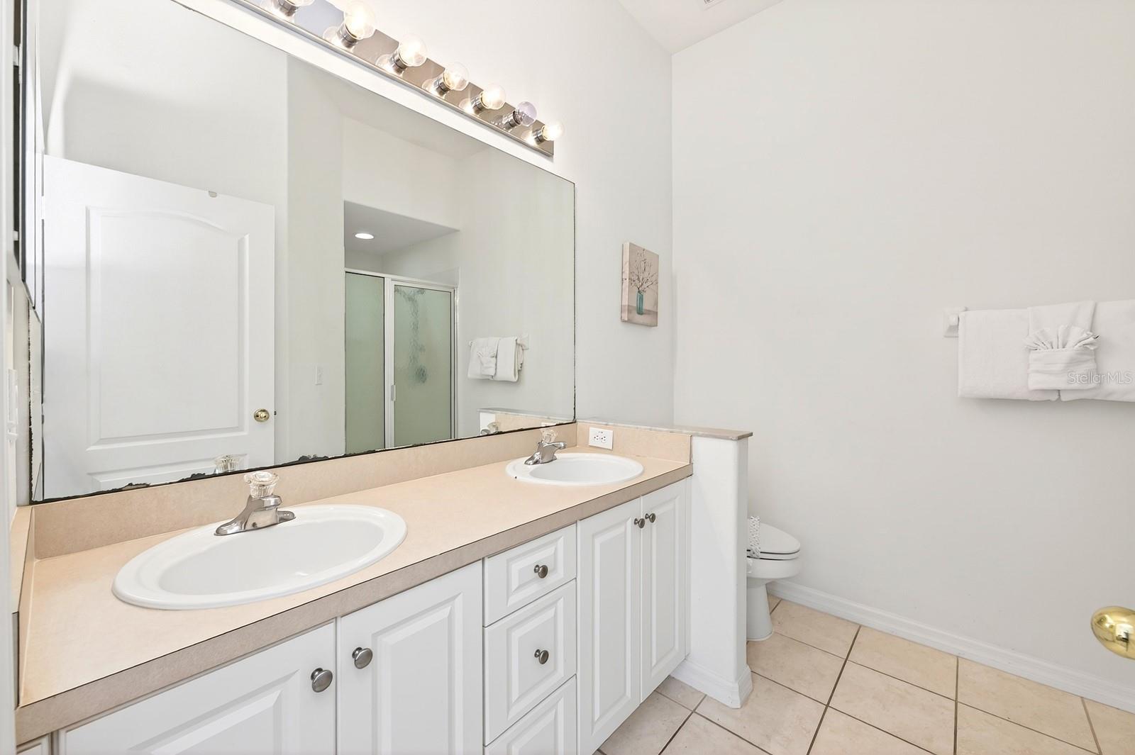 Image 14 of 38 For 211 Brunello Drive