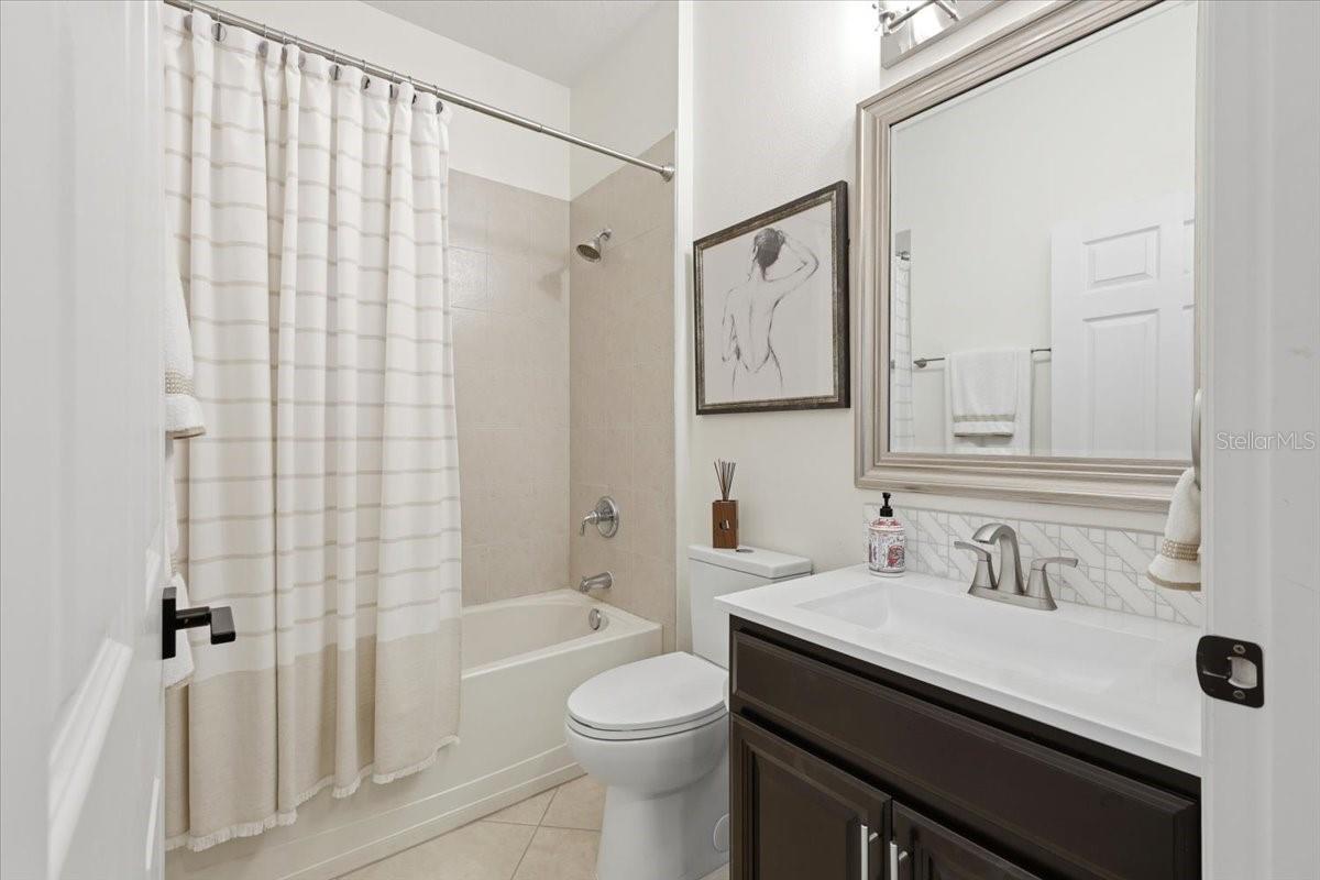 Image 23 of 32 For 9030 Edenshire Circle