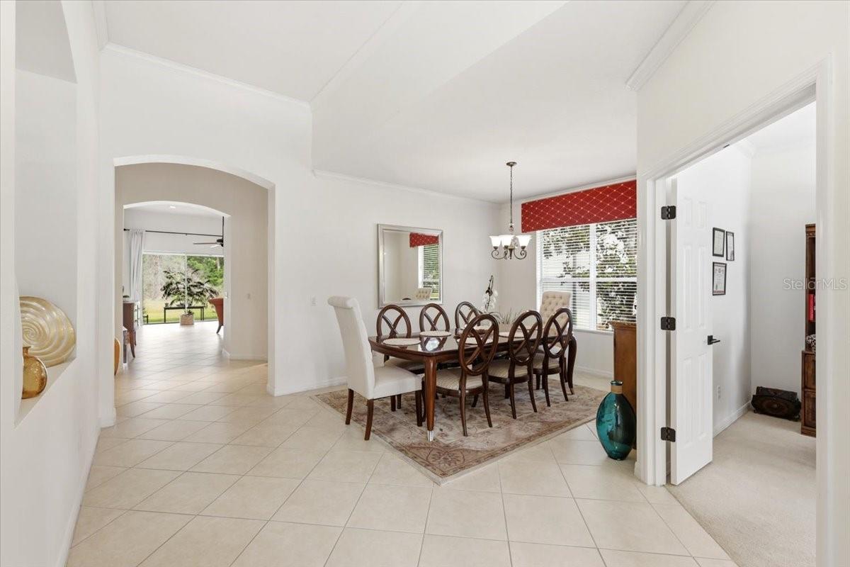 Image 6 of 32 For 9030 Edenshire Circle