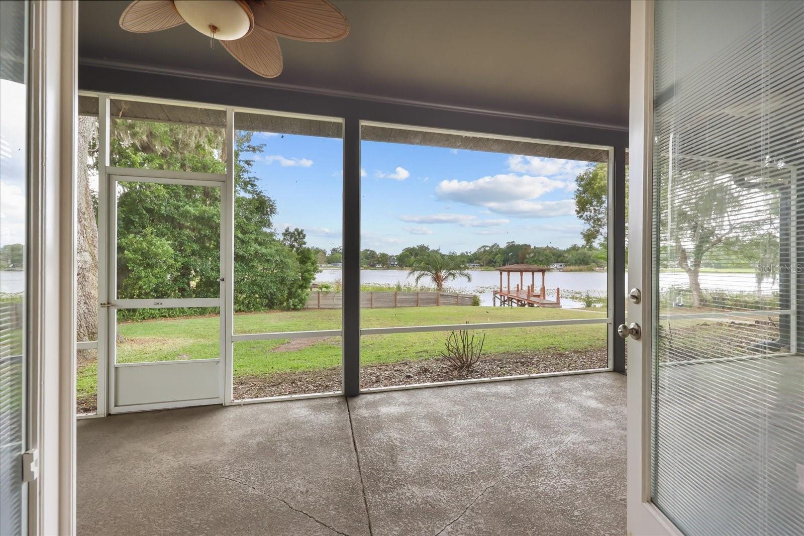 Listing photo id 8 for 2822 Bass Lake Boulevard