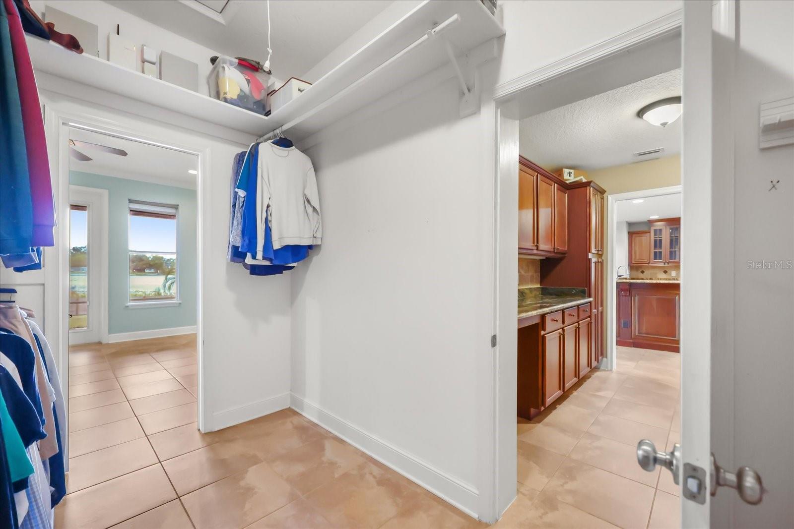 Listing photo id 9 for 2822 Bass Lake Boulevard