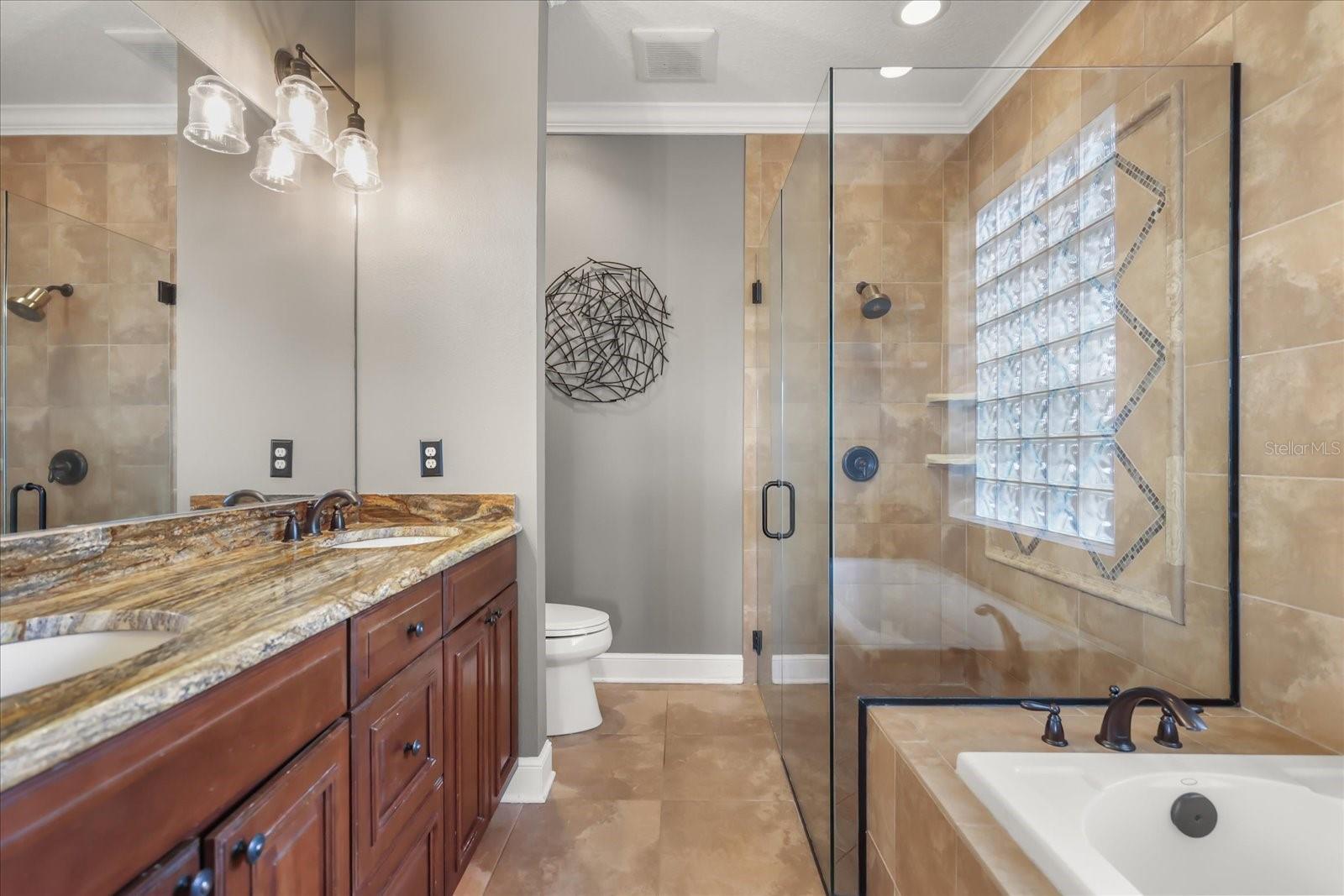 Listing photo id 11 for 2822 Bass Lake Boulevard