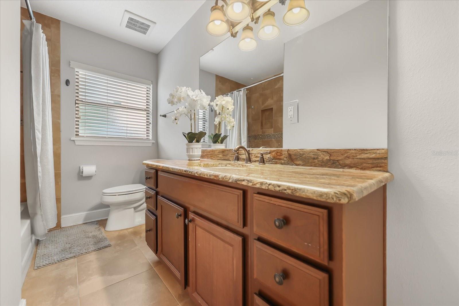 Listing photo id 18 for 2822 Bass Lake Boulevard