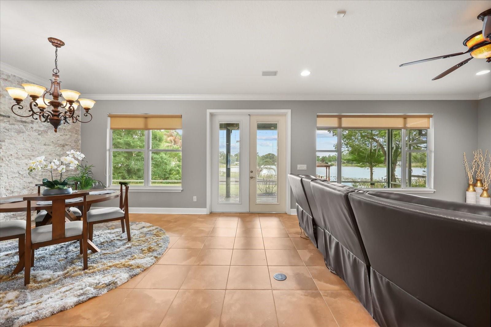 Listing photo id 5 for 2822 Bass Lake Boulevard